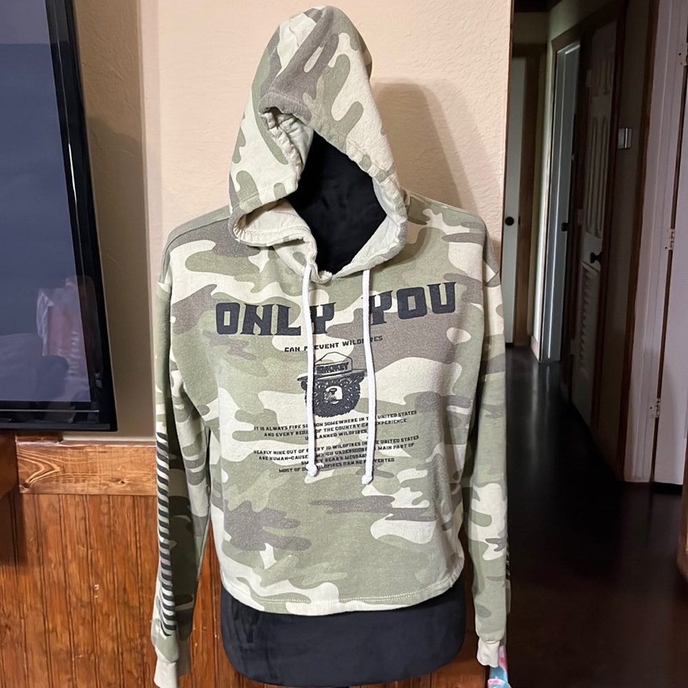 Cropped Smoky the Bear Hoodie